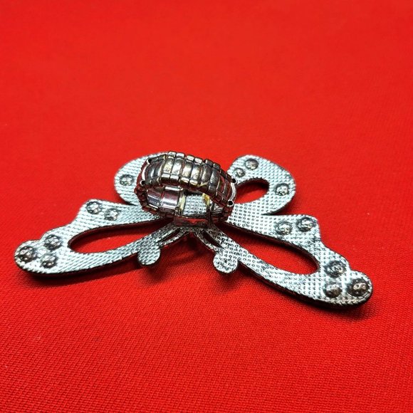 Large Crystal Butterfly Stretch Ring - Picture 11 of 12